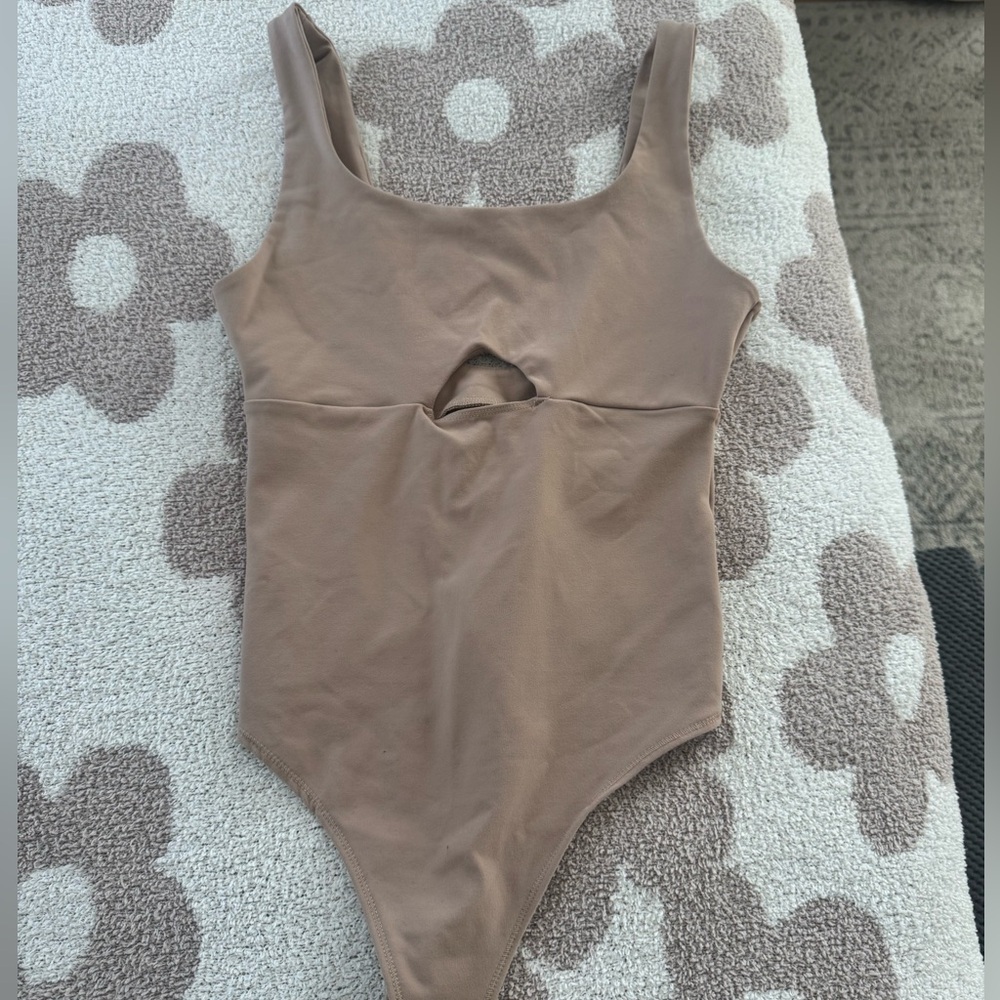 A&F BODYSUIT
